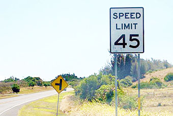 標識の数字の単位はmile（マイル）