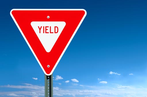 ハワイの道路標識 YIELD